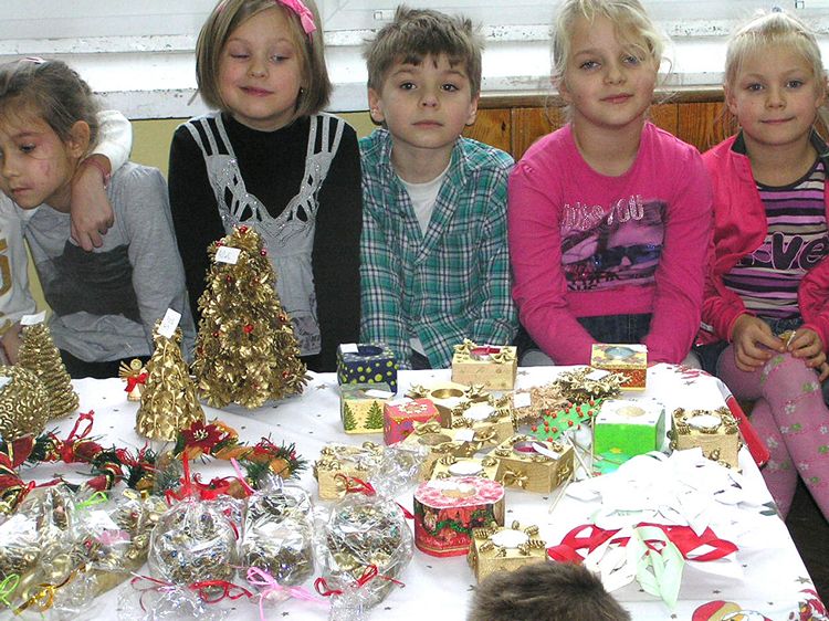 Kiermasz Świąteczny w szubińskiej dwójce