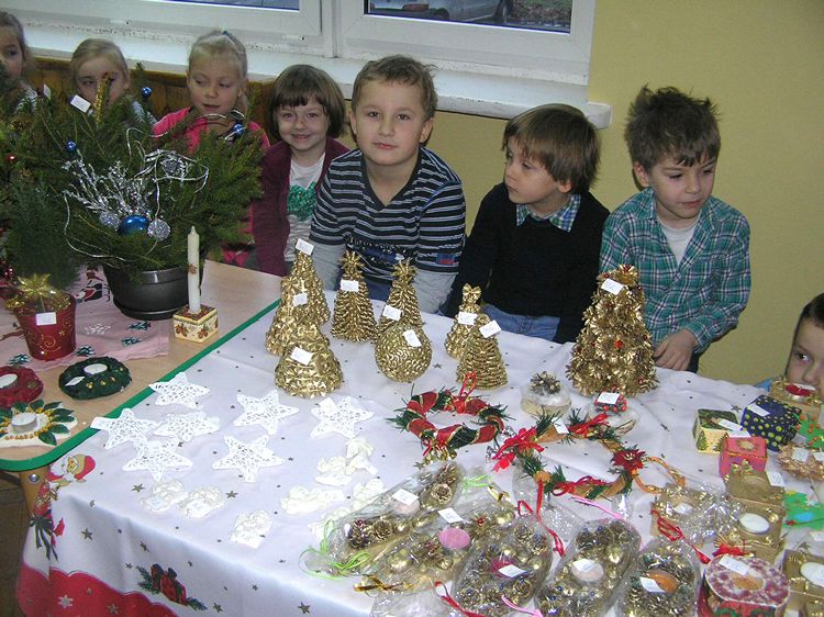 Kiermasz Świąteczny w szubińskiej dwójce