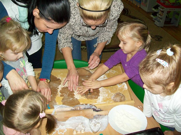 Przygotowania do Świąt w Samorządowym Przedszkolu nr 3 w Szubnie