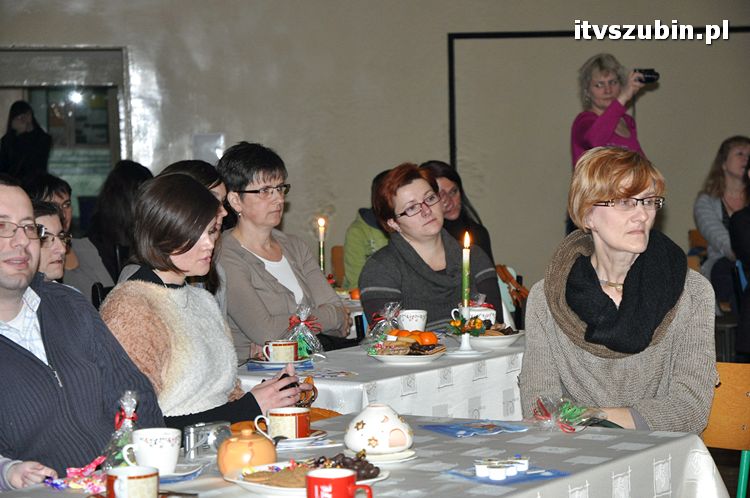 Wspólne kolędowanie w murach Gimnazjum nr 1 w Szubinie