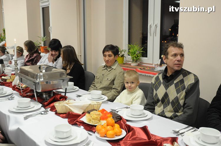 Spotkanie wigilijne w MGOPS w Szubinie dla podopiecznych