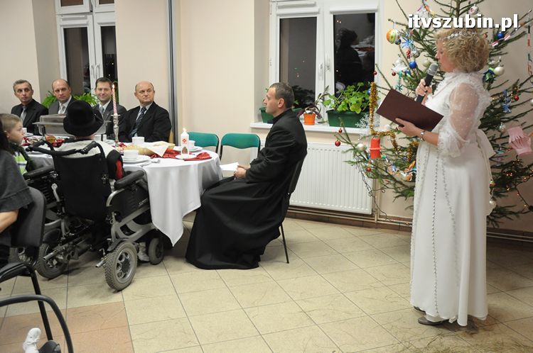 Spotkanie wigilijne w MGOPS w Szubinie dla podopiecznych