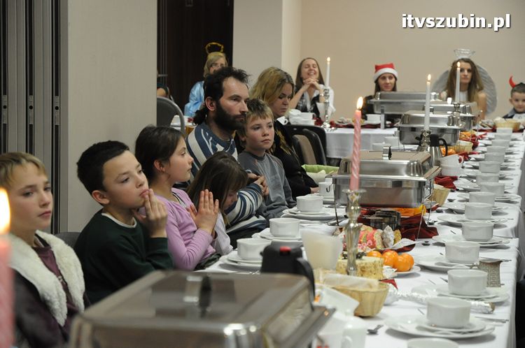 Spotkanie wigilijne w MGOPS w Szubinie dla podopiecznych