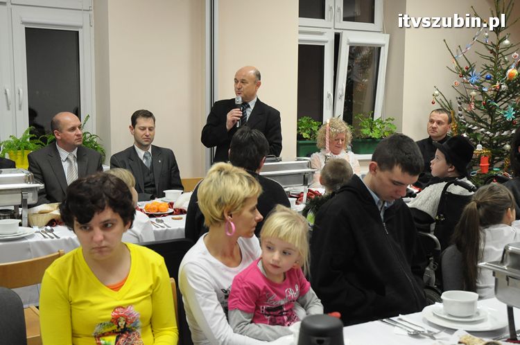 Spotkanie wigilijne w MGOPS w Szubinie dla podopiecznych