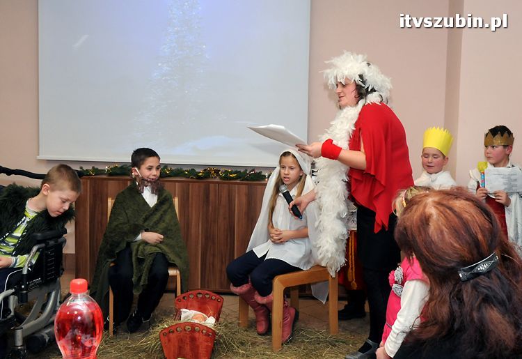 Spotkanie wigilijne w MGOPS w Szubinie dla podopiecznych