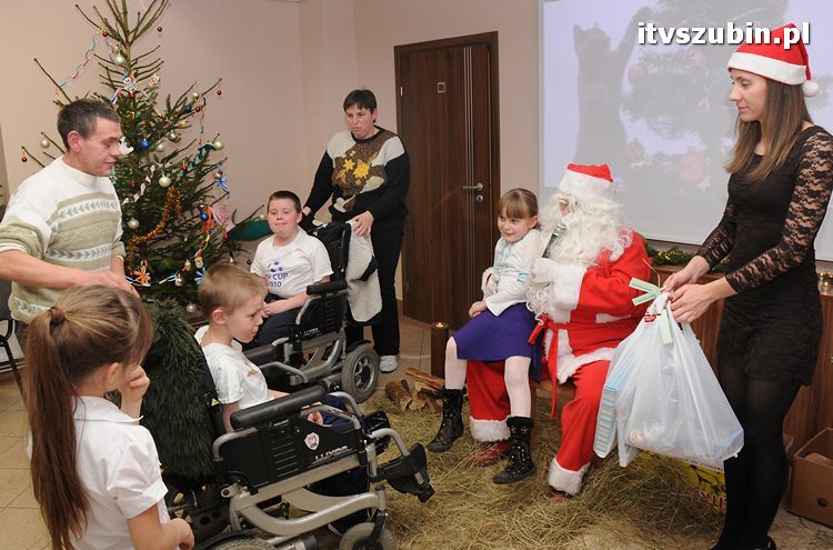Spotkanie wigilijne w MGOPS w Szubinie dla podopiecznych