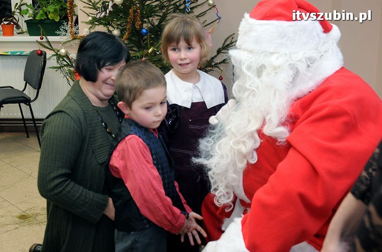 Spotkanie wigilijne w MGOPS w Szubinie dla podopiecznych