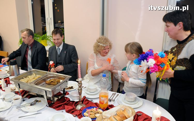 Spotkanie wigilijne w MGOPS w Szubinie dla podopiecznych