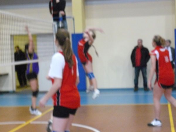 Siatkarki z ILO w Nakle Mistrzyniami Powiatu Nakielskiego