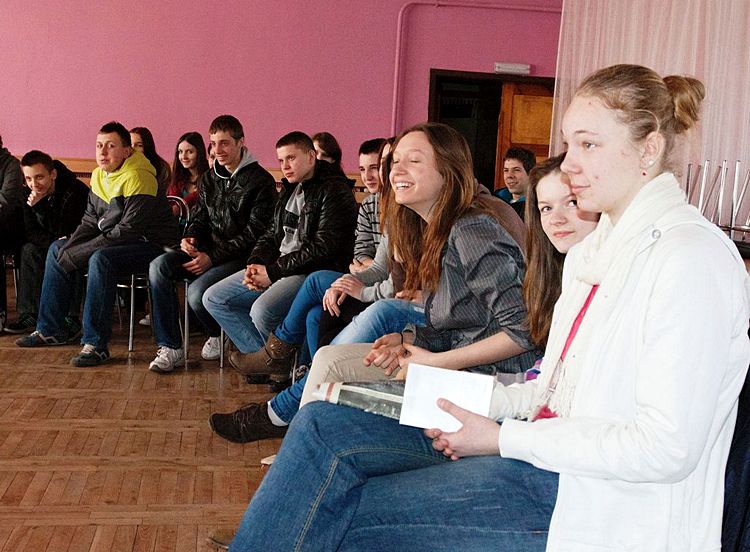 Teatr zwierciadłem życia