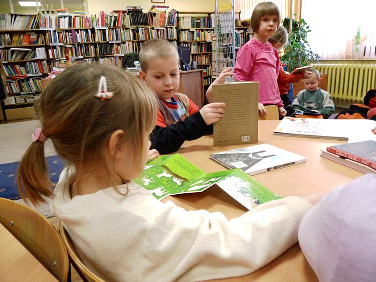 Białe kruki dla małych czytelników