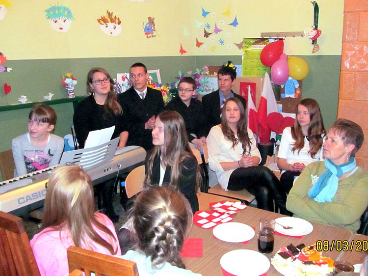 Koncertowy Dzień Kobiet w Słonawach [FILM]