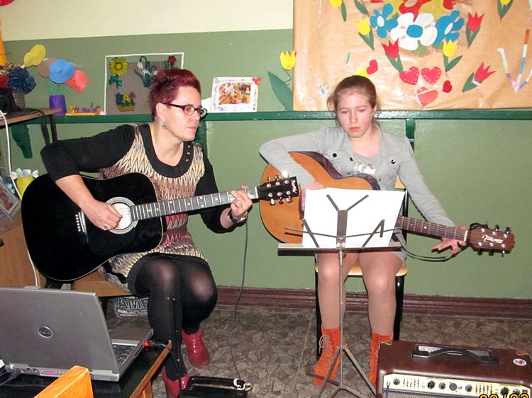 Koncertowy Dzień Kobiet w Słonawach [FILM]