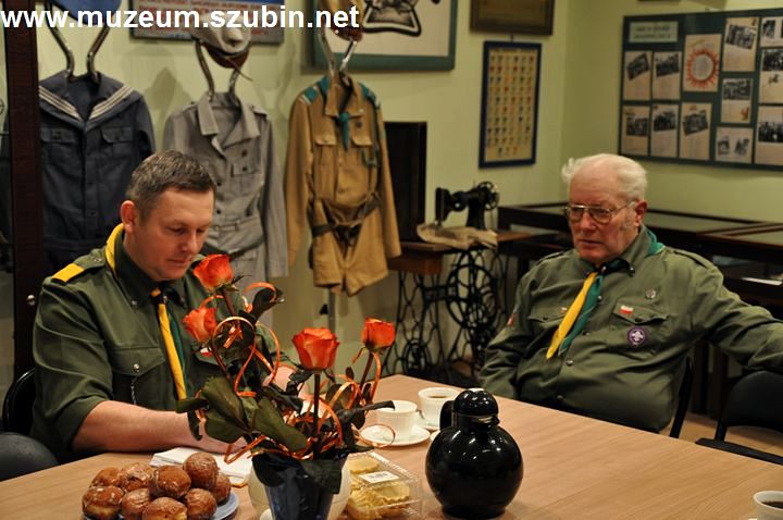 Harcerze o Czochralskim i planszach