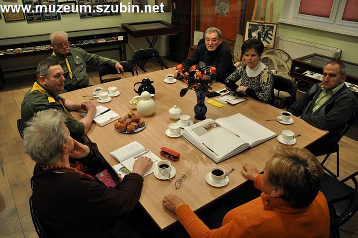 Harcerze o Czochralskim i planszach