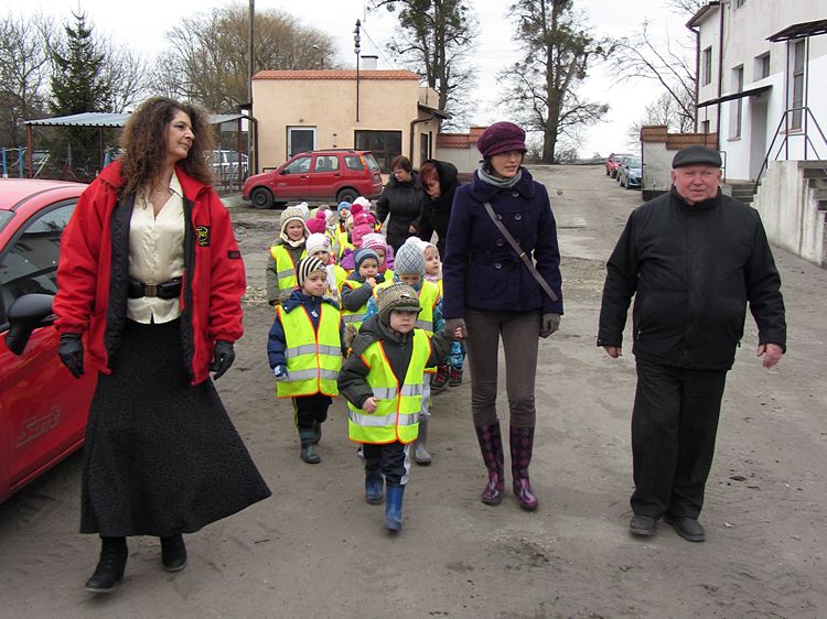 Mali turyści zwiedzili Hutę Szkła w Turze