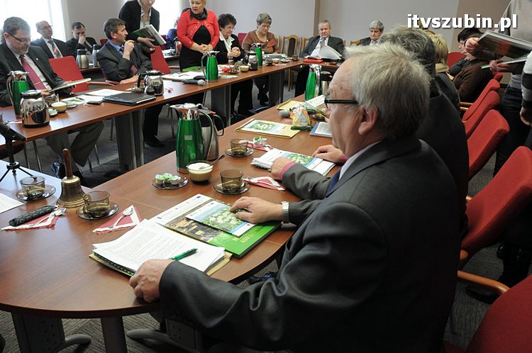 XXXI sesja Rady Miejskiej w Szubinie [FILM]