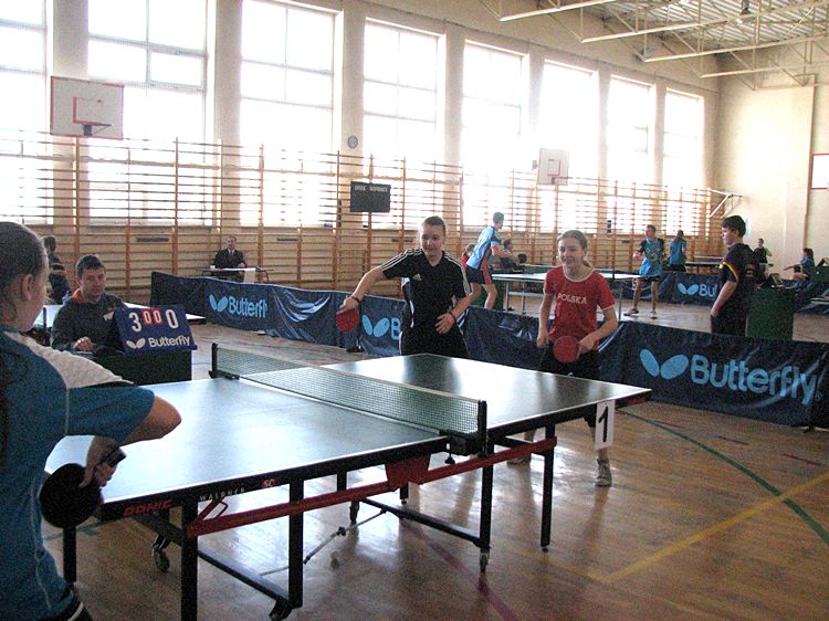 Półfinał Wojewódzki w Drużynowym Tenisie Stołowym Szkół Podstawowych