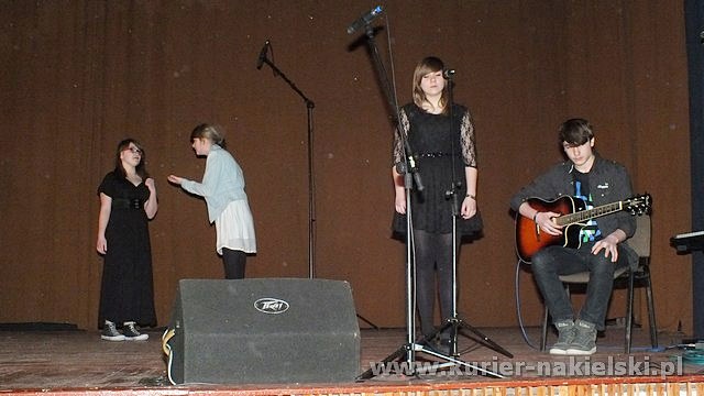 VII Przegląd Młodzieżowych Teatrów Amatorskich przeszedł do historii [FILMY]