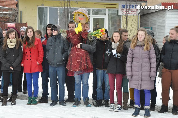 Pożegnanie zimy przez uczniów Gimnazjum nr 1 w Szubinie [FILM i FOTO]