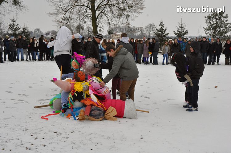 Pożegnanie zimy przez uczniów Gimnazjum nr 1 w Szubinie [FILM i FOTO]