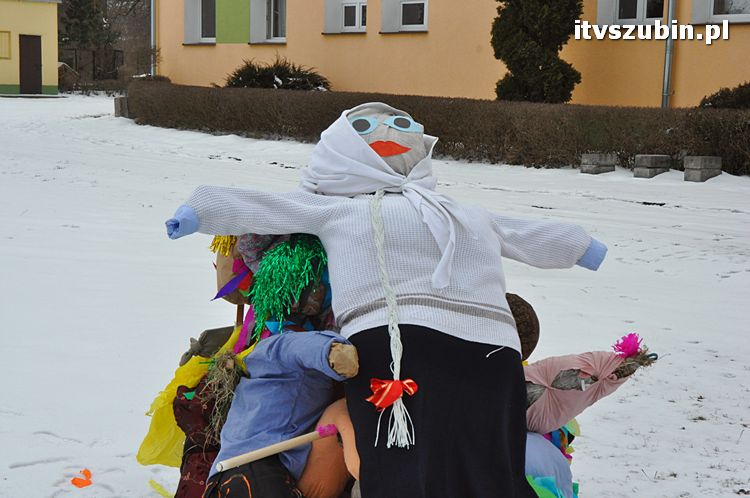Pożegnanie zimy przez uczniów Gimnazjum nr 1 w Szubinie [FILM i FOTO]