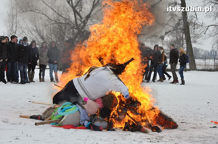 Pożegnanie zimy przez uczniów Gimnazjum nr 1 w Szubinie [FILM i FOTO]