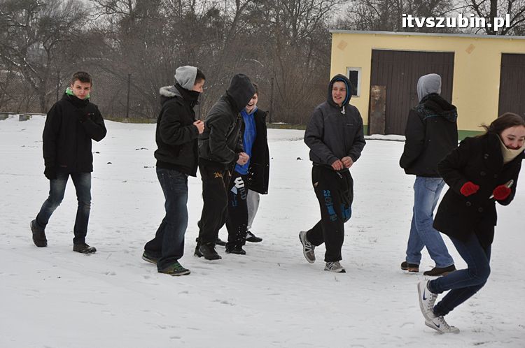 Pożegnanie zimy przez uczniów Gimnazjum nr 1 w Szubinie [FILM i FOTO]