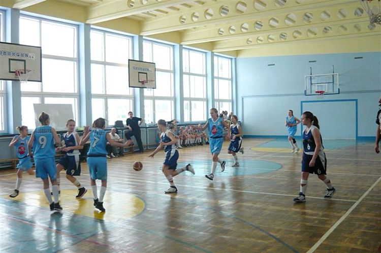 Ćwierćfinał wojewódzki w mini koszykówce dziewcząt - szubinianki szóste w województwie