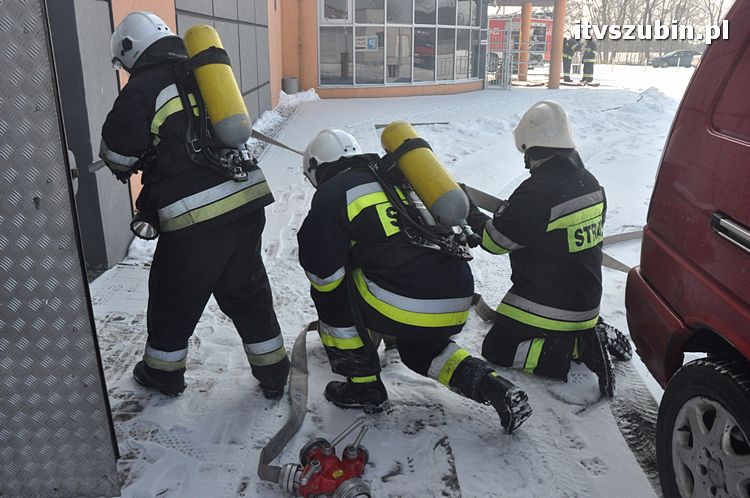 Symulowany pożar w Terminalu w Szubinie