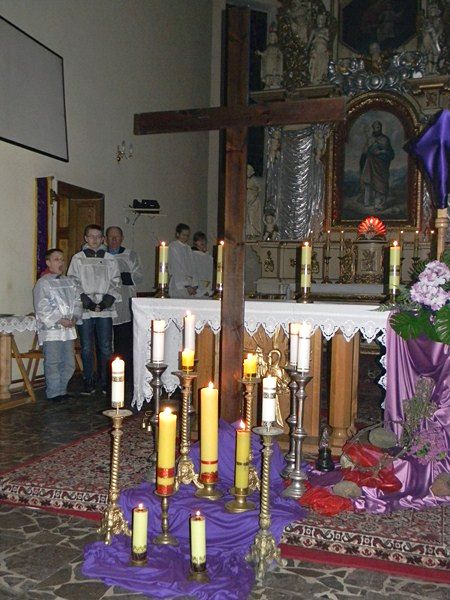 Droga Krzyżowa w Szaradowie