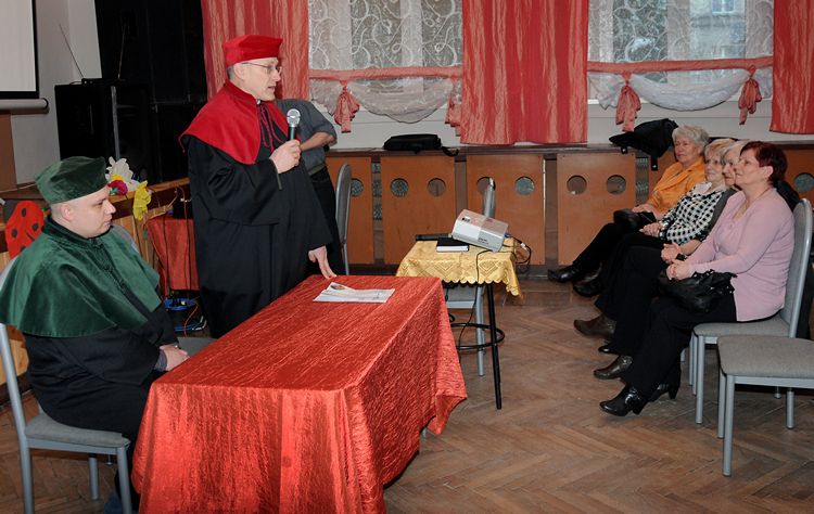 Inauguracja roku akademickiego Uniwersytetu Trzeciego Wieku Filii WSG w Szubinie