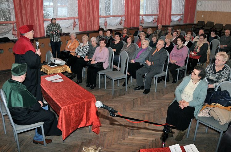 Inauguracja roku akademickiego Uniwersytetu Trzeciego Wieku Filii WSG w Szubinie