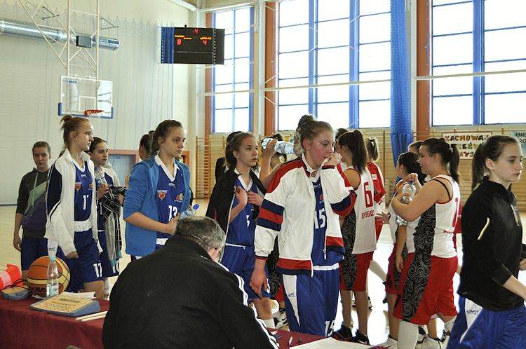 Ćwierćfinał wojewódzki w koszykówce gimnazjalnej dziewcząt