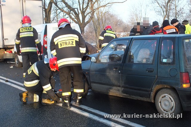 Zderzenie trzech samochodów w Trzeciewnicy
