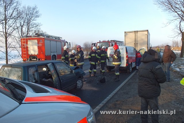 Zderzenie trzech samochodów w Trzeciewnicy