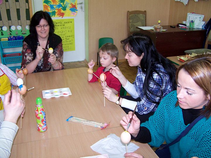 ?Wkrótce święta?- zajęcia warsztatowe w Samorządowym Przedszkolu nr  2 w Szubinie