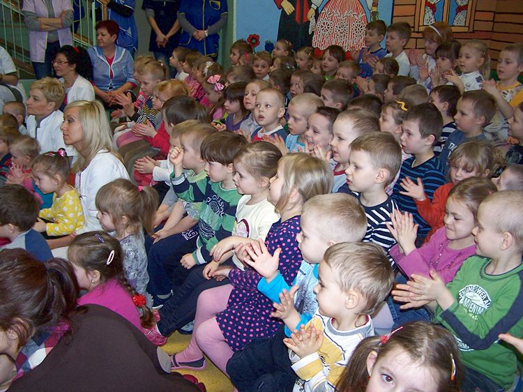 Przedszkolaki w krainie muzycznego kluczyka