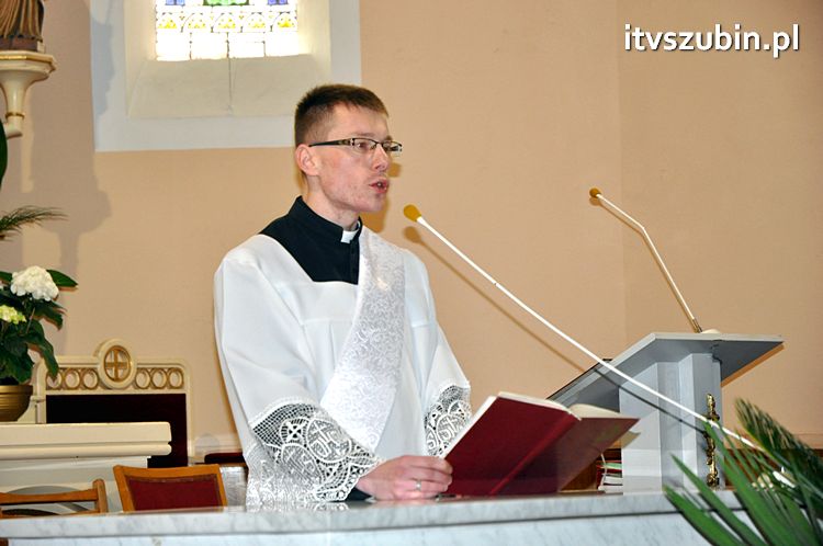 Święcenie pokarmów na stół wielkanocny w szubińskich kościołach