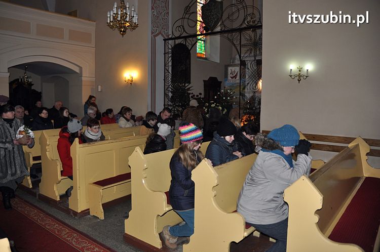 Święcenie pokarmów na stół wielkanocny w szubińskich kościołach