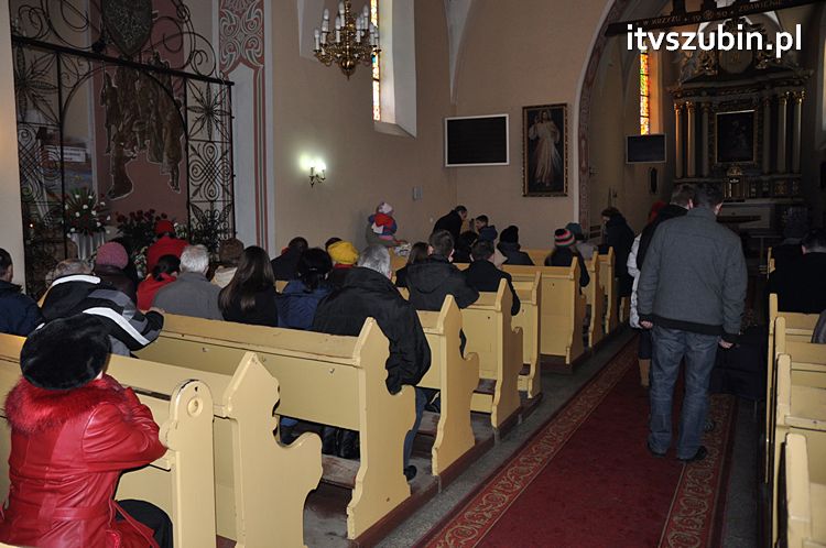 Święcenie pokarmów na stół wielkanocny w szubińskich kościołach