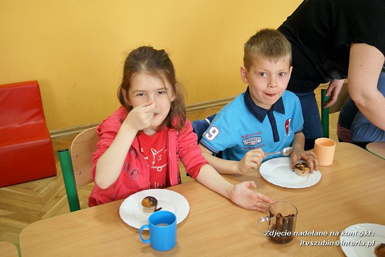 12 KWIETNIA - DZIEŃ CZEKOLADY