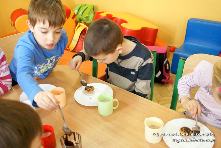 12 KWIETNIA - DZIEŃ CZEKOLADY