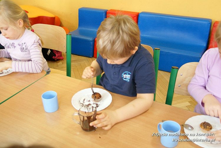 12 KWIETNIA - DZIEŃ CZEKOLADY