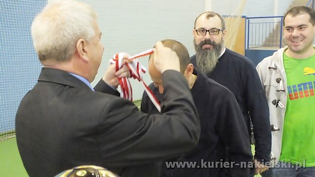 Urząd Miejski w Szubinie wygrywa VI Halowy Turniej Piłki Nożnej Samorządowców [FILM]