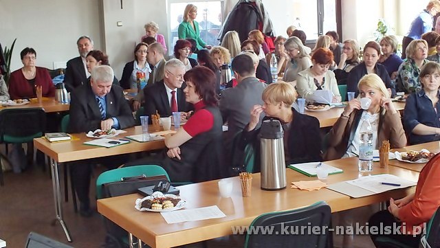 Konferencja Powiatowa poświęcona zagrożeniom we współczesnym świecie...