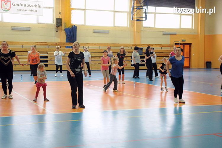 Zumba Fitness cieszy się coraz większym zainteresowanie szubinianek