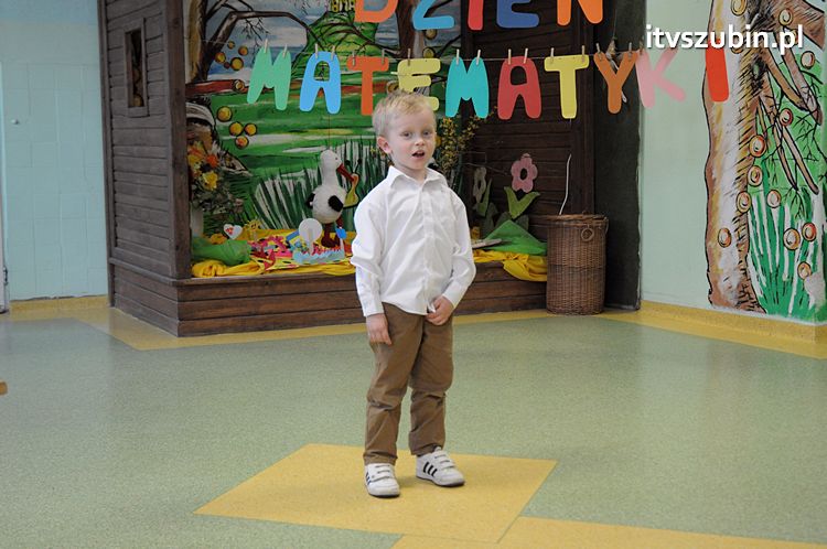 VIII Przedszkolnym Konkursie Recytatorskim ?ZDROWY I BEZPIECZNY PRZEDSZKOLAK TO JA?