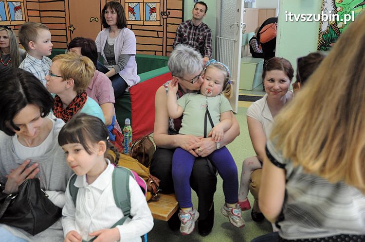VIII Przedszkolnym Konkursie Recytatorskim ?ZDROWY I BEZPIECZNY PRZEDSZKOLAK TO JA?