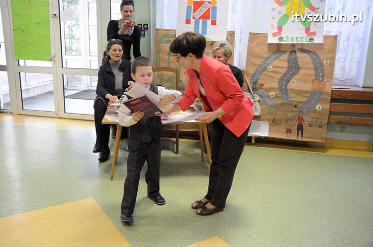 VIII Przedszkolnym Konkursie Recytatorskim ?ZDROWY I BEZPIECZNY PRZEDSZKOLAK TO JA?